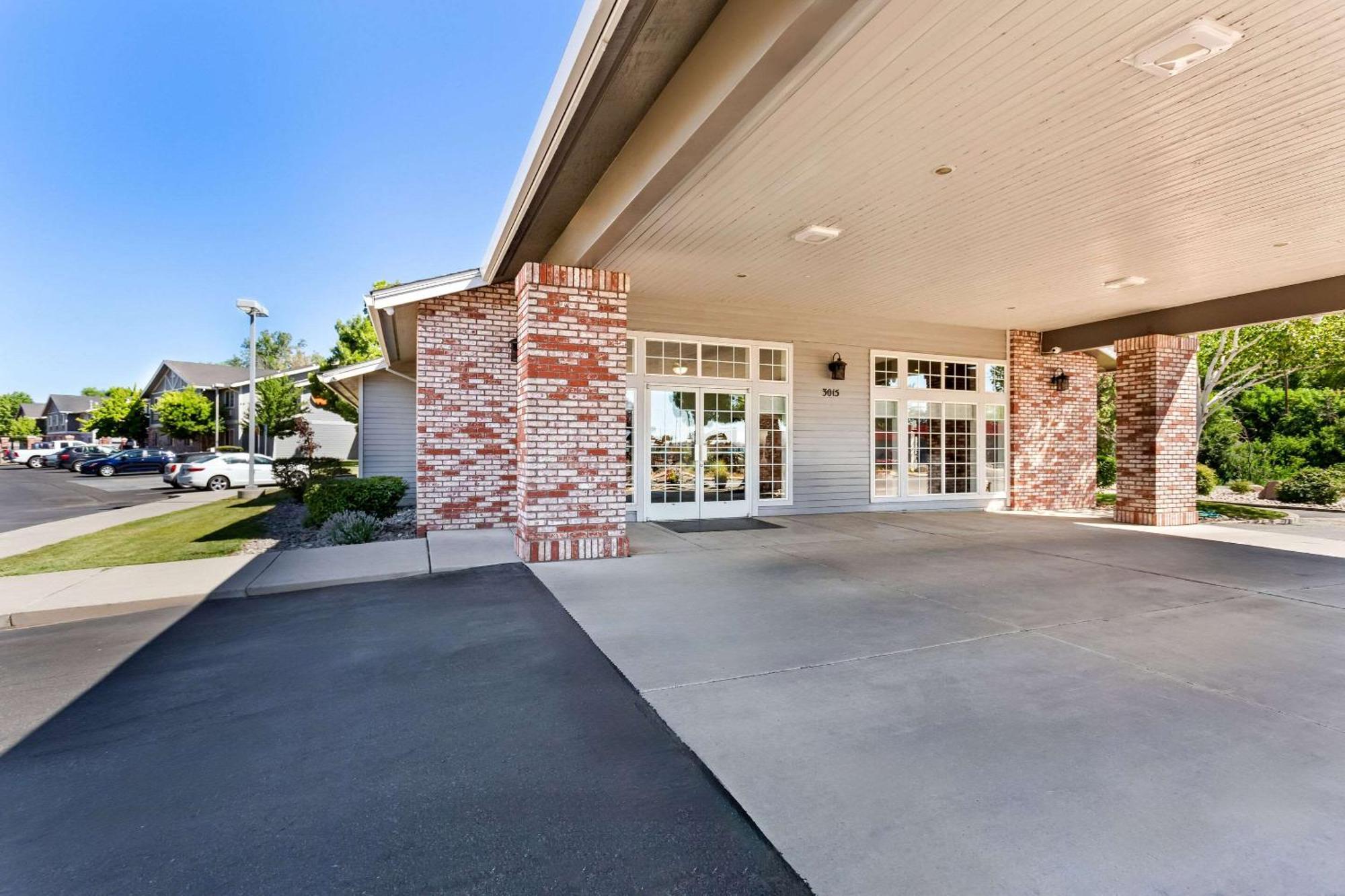 Comfort Inn & Suites Susanville Exterior photo